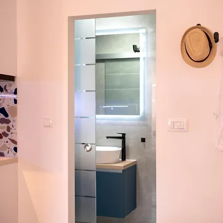Apartment Fingerprint With A Story