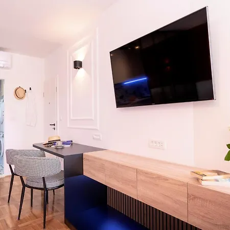 Fingerprint With A Story Apartment Hvar Town