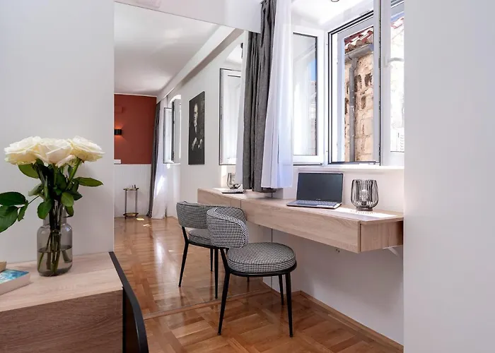 Fingerprint 5 Min From Center & * Hvar Town