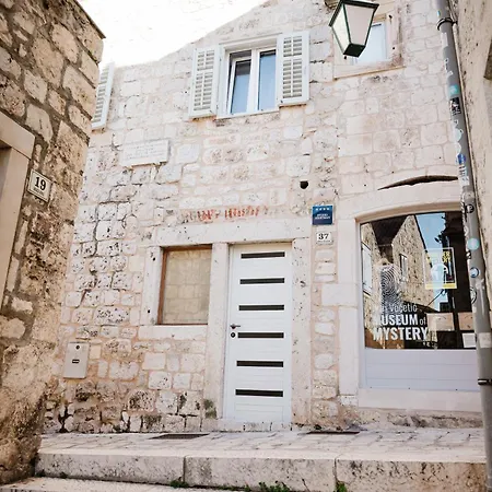 Fingerprint With A Story Hvar Town